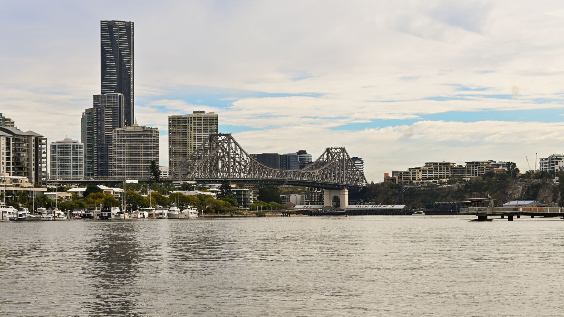 Story Bridge and the Brisbane skyline